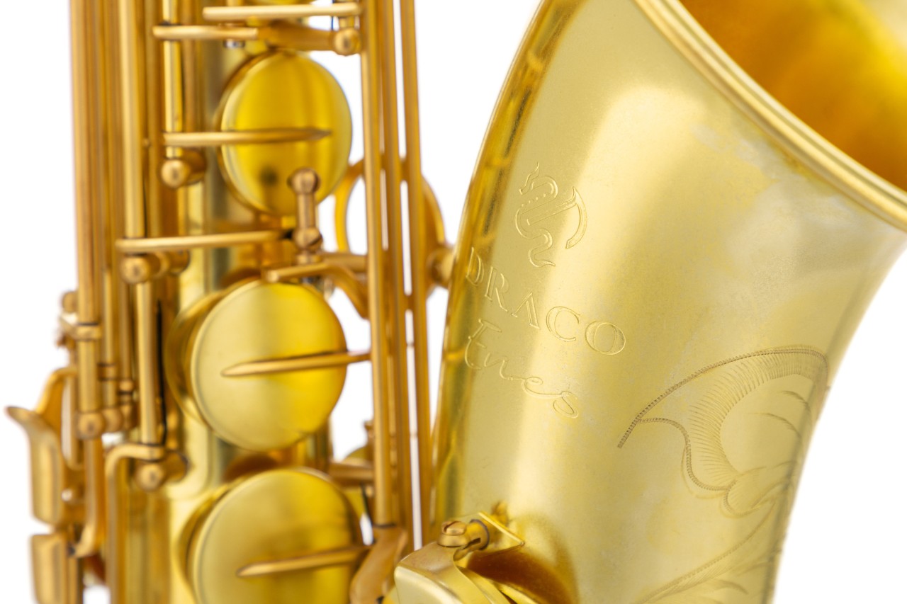 DRACO ENES - saksofon tenorowy (UL)